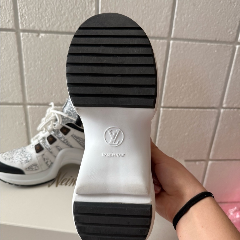 Lou’s Vuitton White and Black Sneakers - Picture 5 of 7